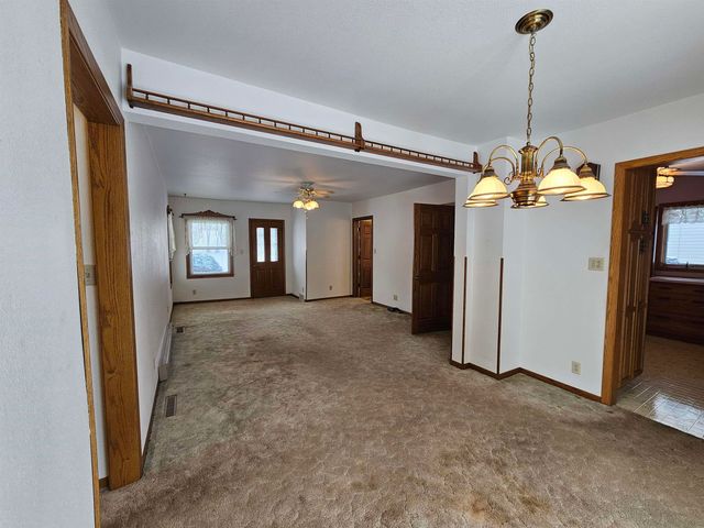 16 High School Boulevard, Greene, IA 50636