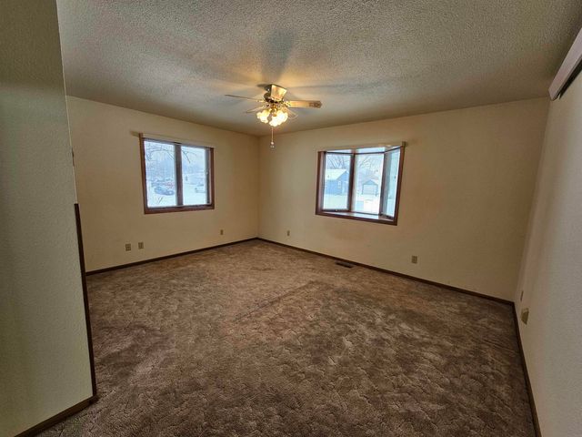 16 High School Boulevard, Greene, IA 50636