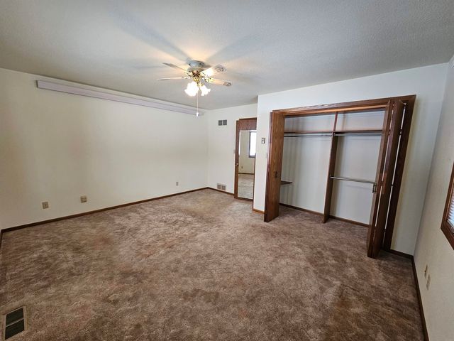 16 High School Boulevard, Greene, IA 50636