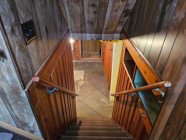 16 High School Boulevard, Greene, IA 50636