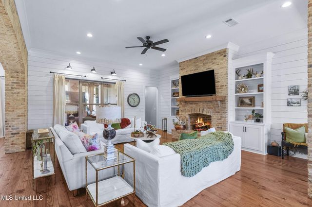151 Stump Ridge Road, Brandon, MS 39047