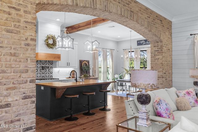 151 Stump Ridge Road, Brandon, MS 39047
