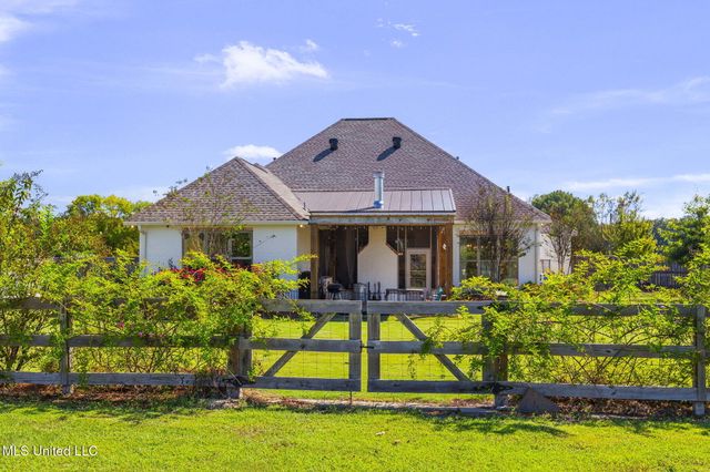 151 Stump Ridge Road, Brandon, MS 39047