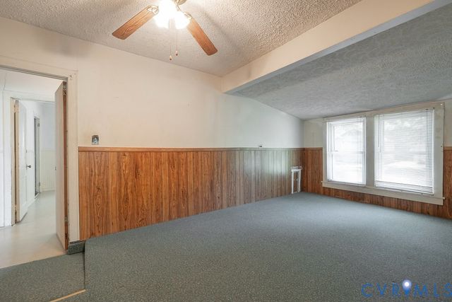 9 Kemper Ct, Sandston, VA 23150