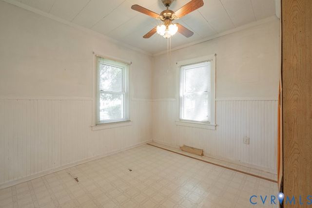 9 Kemper Ct, Sandston, VA 23150