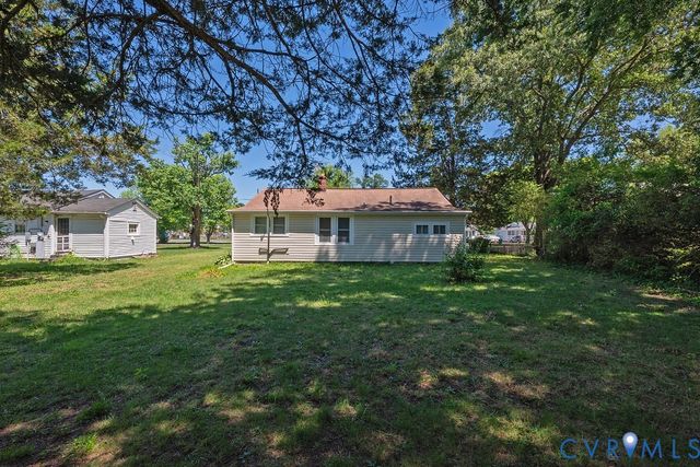 9 Kemper Ct, Sandston, VA 23150