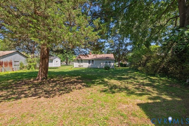9 Kemper Ct, Sandston, VA 23150