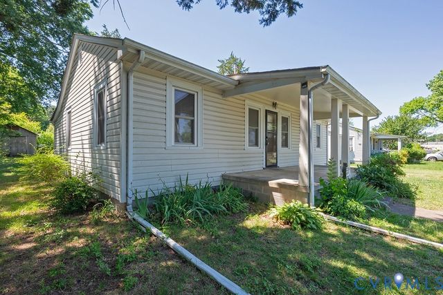 9 Kemper Ct, Sandston, VA 23150