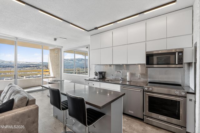 100 N Arlington Avenue UNIT 22H, Reno, NV 89501