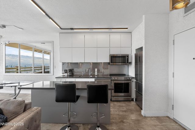 100 N Arlington Avenue UNIT 22H, Reno, NV 89501