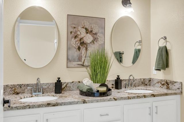 2902 Beachcomber Dr #2061, Rocklin, CA 95677