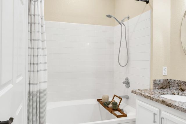2902 Beachcomber Dr #2061, Rocklin, CA 95677