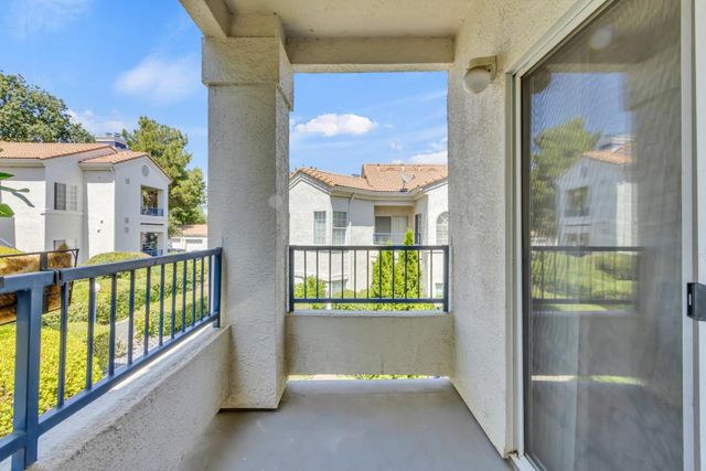 2902 Beachcomber Dr #2061, Rocklin, CA 95677