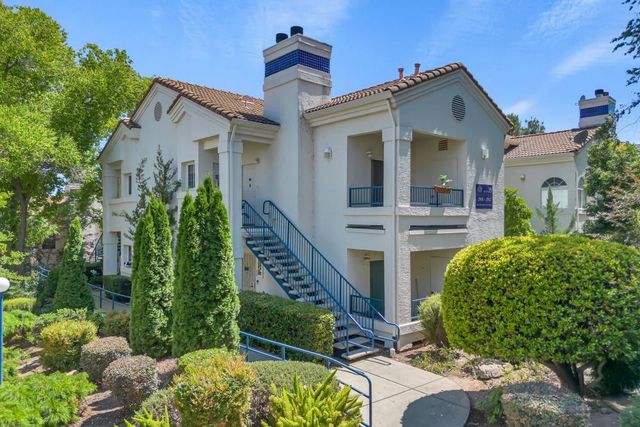 2902 Beachcomber Dr #2061, Rocklin, CA 95677