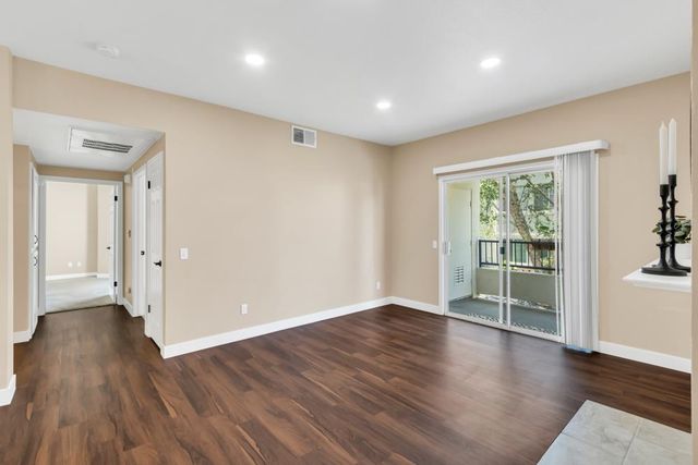 2902 Beachcomber Dr #2061, Rocklin, CA 95677