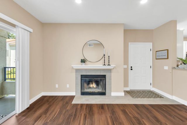 2902 Beachcomber Dr #2061, Rocklin, CA 95677