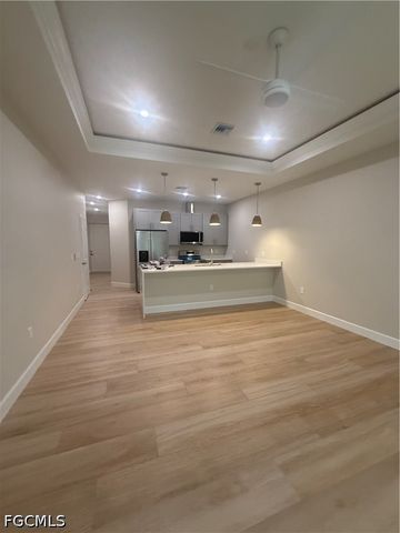 101 Pennfield St, Lehigh Acres, FL 33974