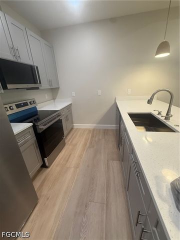 101 Pennfield St, Lehigh Acres, FL 33974