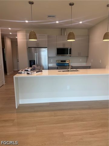 101 Pennfield St, Lehigh Acres, FL 33974