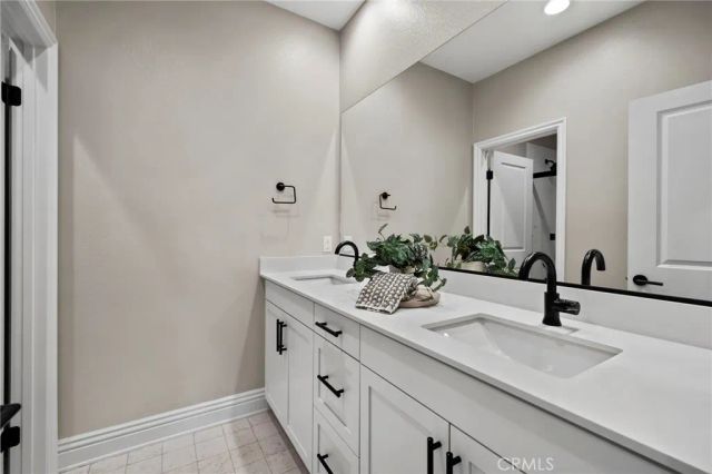 11313 Atlas Court, Corona, CA 92883