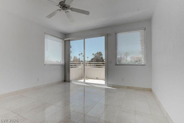 8953 Diamond Falls Drive, Las Vegas, NV 89117