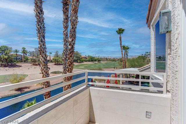 8953 Diamond Falls Drive, Las Vegas, NV 89117