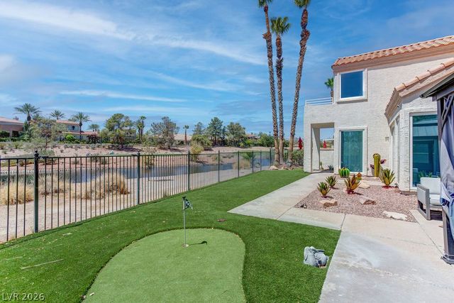 8953 Diamond Falls Drive, Las Vegas, NV 89117