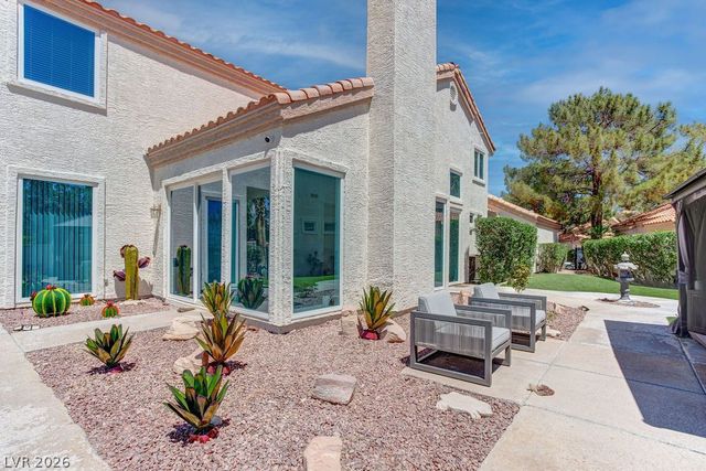 8953 Diamond Falls Drive, Las Vegas, NV 89117