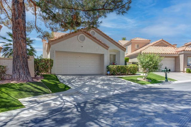 8953 Diamond Falls Drive, Las Vegas, NV 89117