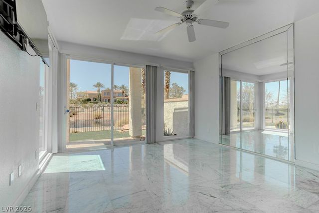 8953 Diamond Falls Drive, Las Vegas, NV 89117
