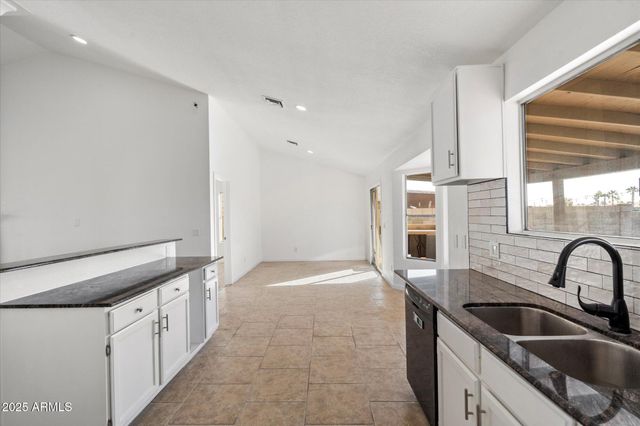 10097 W MARIPOSA Street, Phoenix, AZ 85037