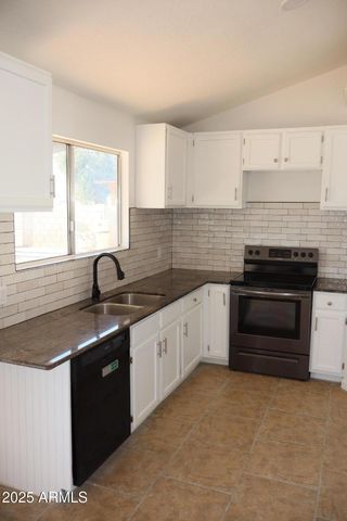 10097 W MARIPOSA Street, Phoenix, AZ 85037