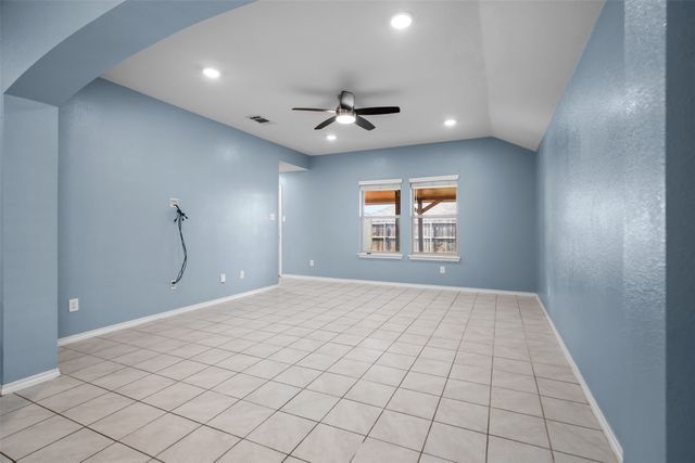 925 Corbitt Lane, Fate, TX 75189
