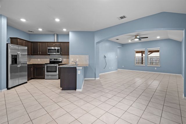 925 Corbitt Lane, Fate, TX 75189