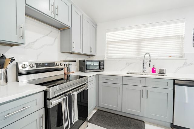 9884 Cherokee Trail, Quinlan, TX 75474