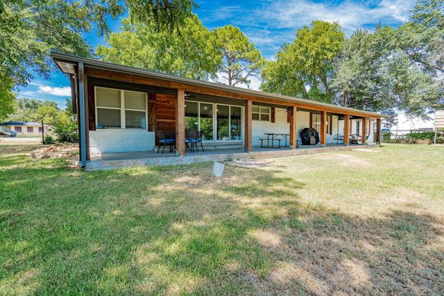 9884 Cherokee Trail, Quinlan, TX 75474
