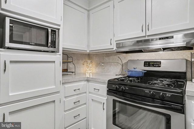 315 S HILLCREST AVE, Quarryville, PA 17566