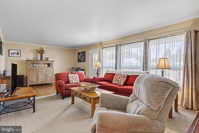 315 S HILLCREST AVE, Quarryville, PA 17566