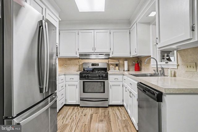 315 S HILLCREST AVE, Quarryville, PA 17566