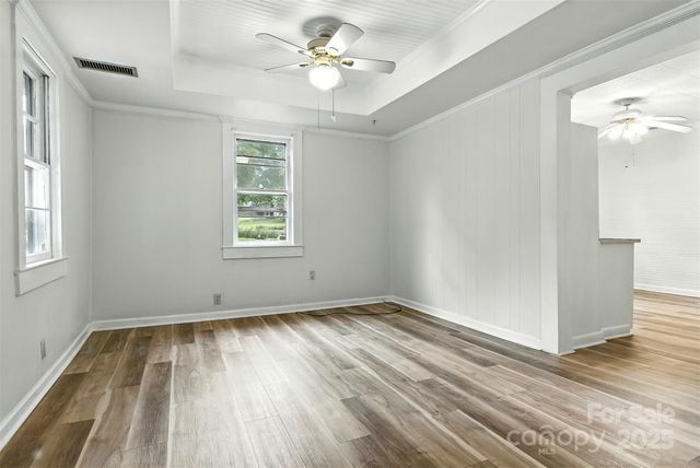 6346 olas Drive, Hickory, NC 28602