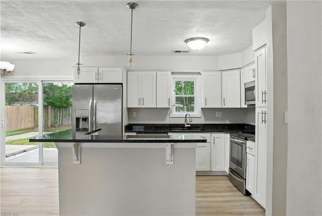 4813 Mandan RD, Virginia Beach, VA 23462
