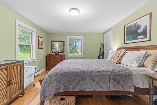 1412 Hinesburg Road, South Burlington, VT 05403