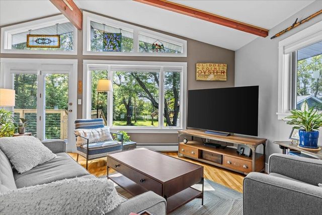 1412 Hinesburg Road, South Burlington, VT 05403