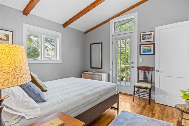 1412 Hinesburg Road, South Burlington, VT 05403