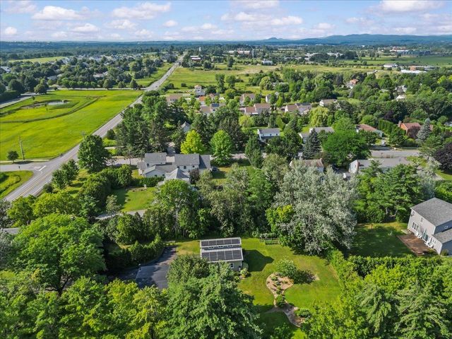 1412 Hinesburg Road, South Burlington, VT 05403
