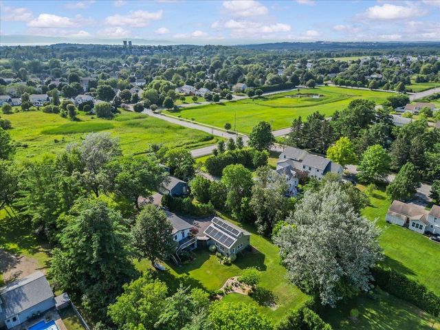 1412 Hinesburg Road, South Burlington, VT 05403
