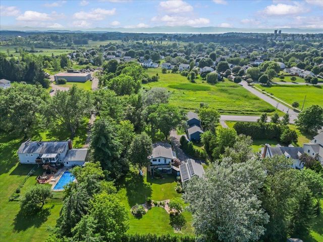 1412 Hinesburg Road, South Burlington, VT 05403