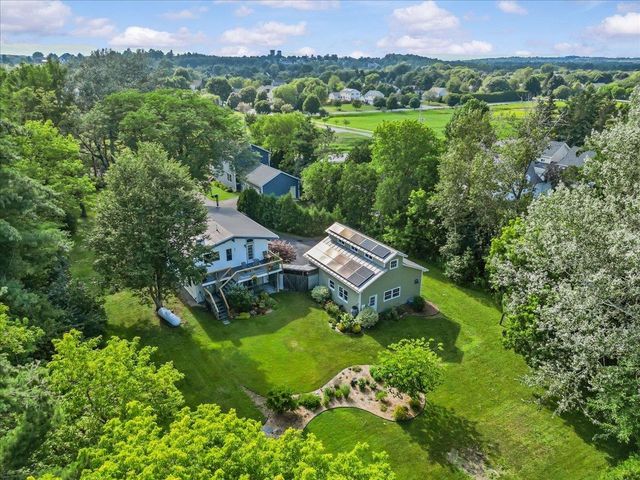 1412 Hinesburg Road, South Burlington, VT 05403