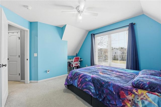 9407 N Laurel Avenue, Kansas City, MO 64157