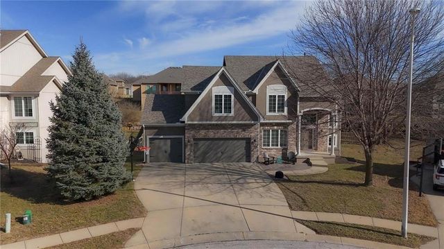 9407 N Laurel Avenue, Kansas City, MO 64157